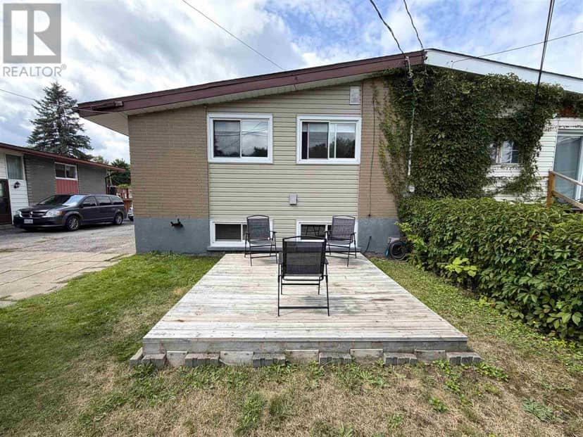 96A Axmith AVE, Elliot Lake, photo 6