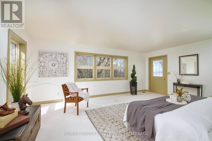 9910 Front Road — photo 13 of 40