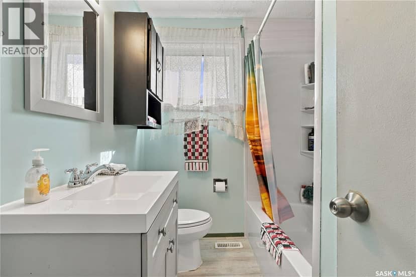 98 Ramsay COURT — photo 18 of 39