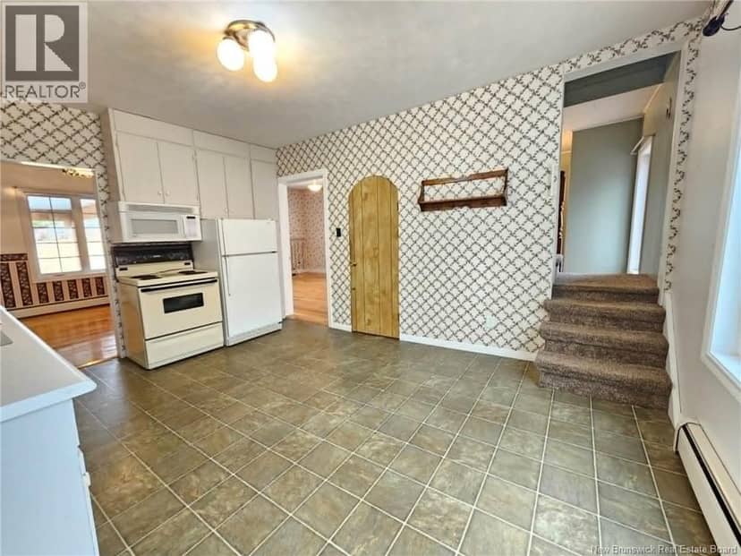 184 Main Street — photo 21 of 40