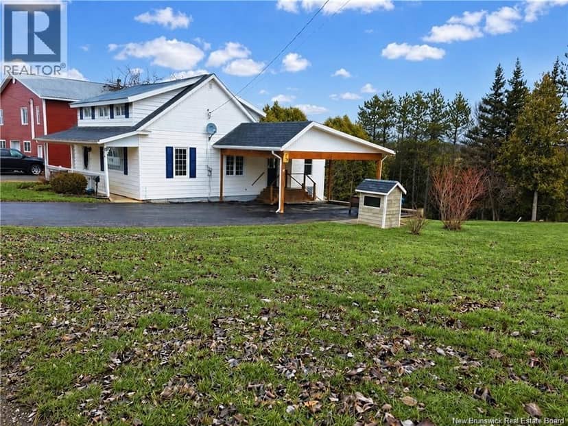 184 Main Street, Plaster Rock, photo 2