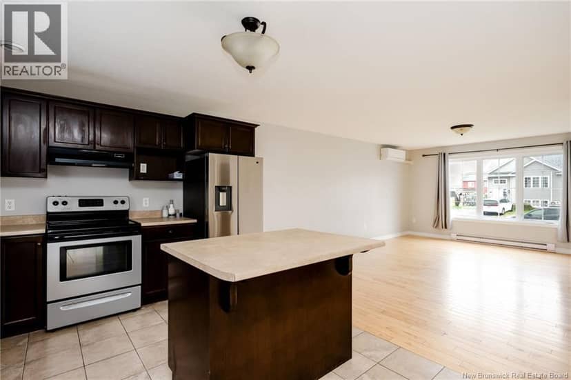 39 Senese Street — photo 7 of 34