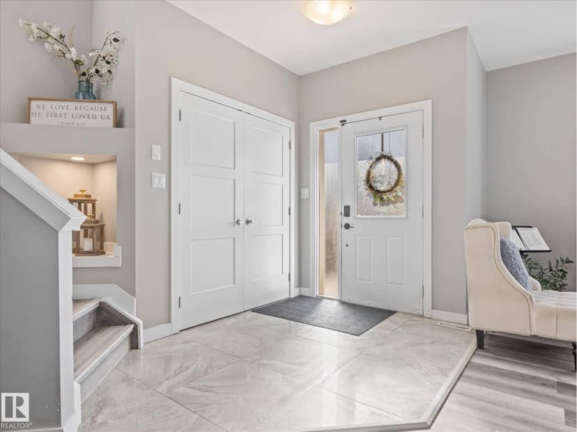 10625 96 ST NW, Edmonton, photo 2