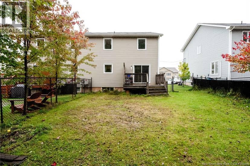 39 Senese Street — photo 33 of 34