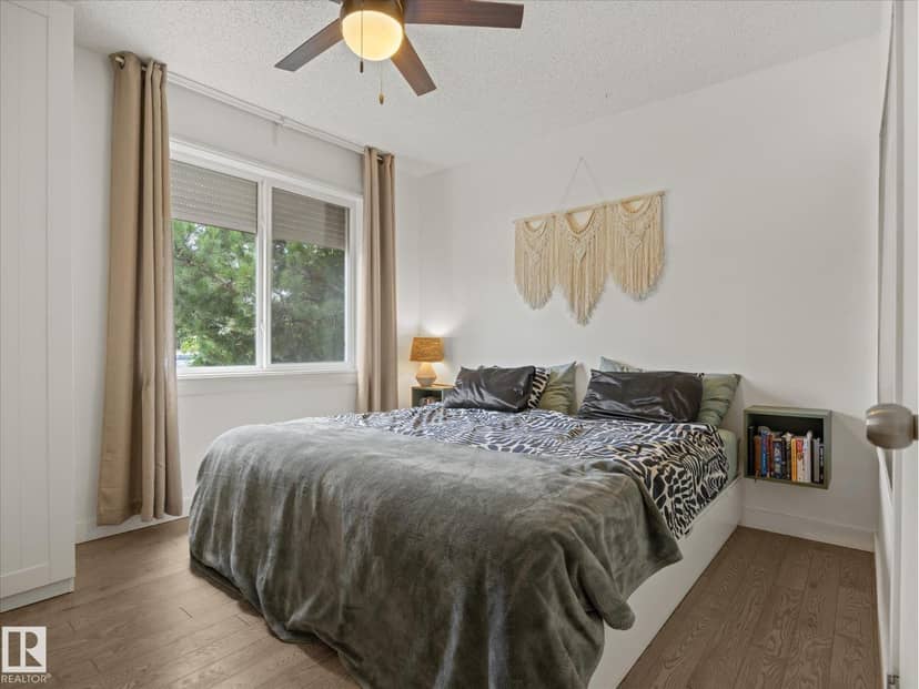11949 St Albert Tr NW, Edmonton, photo 6