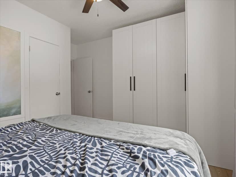 11949 St Albert Tr NW, Edmonton, photo 7