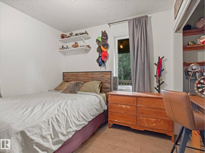 11949 St Albert Tr NW — photo 9 of 34