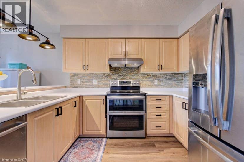 50 HOWE Drive Unit# 19A — photo 9 of 37