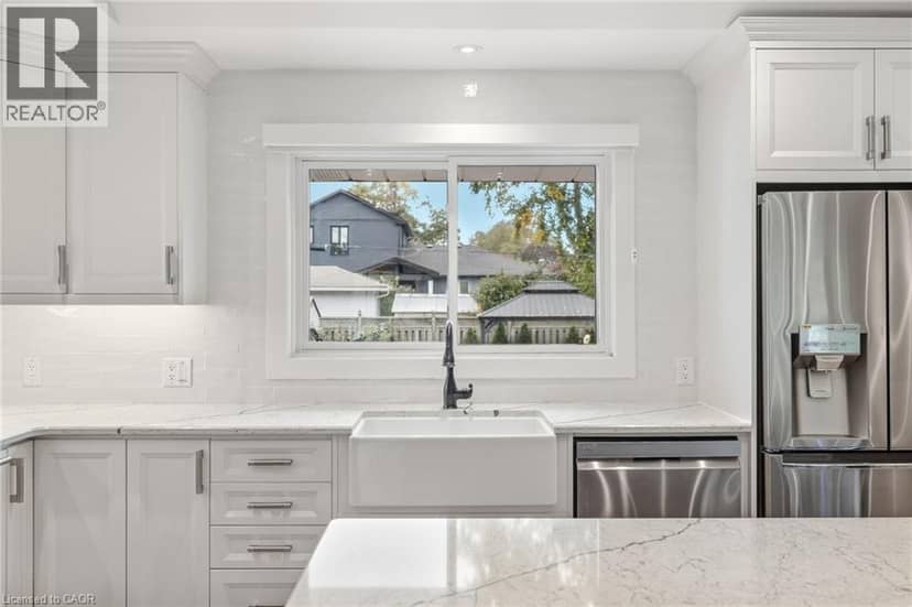 502 KAREN Drive, Burlington, photo 7