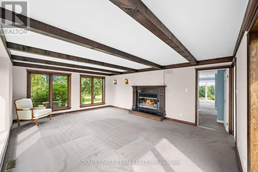285 Pinhey Point Road — photo 14 of 40