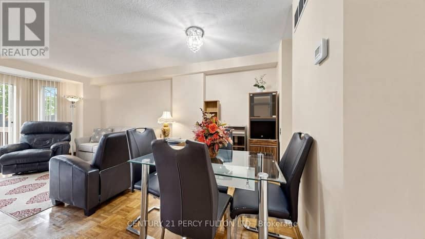 TH26 - 2472 Eglinton Avenue E — photo 10 of 40