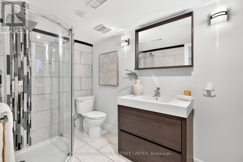 86 Cambridge Avenue — photo 38 of 40