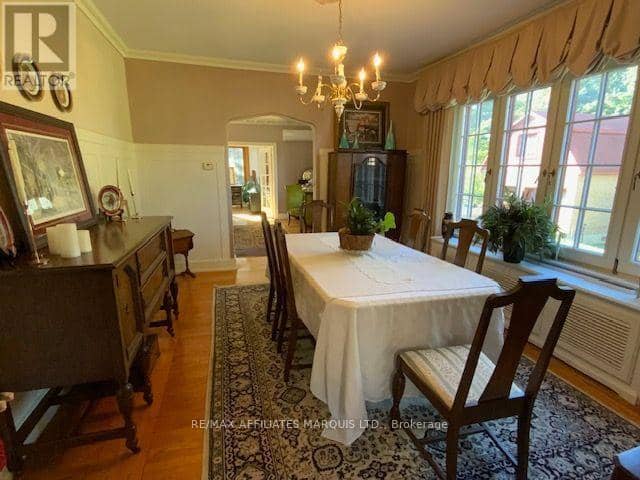 425 Second St. E Street E — photo 13 of 36
