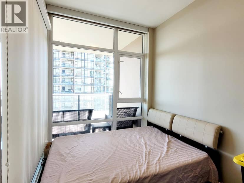 1604 6168 WILSON AVENUE, Burnaby, photo 2