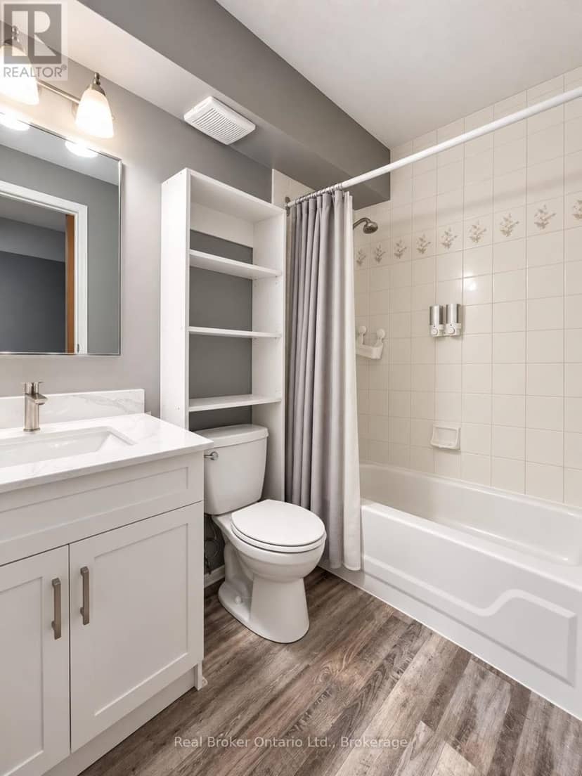 101 - 725 Deveron Crescent, London South, photo 7