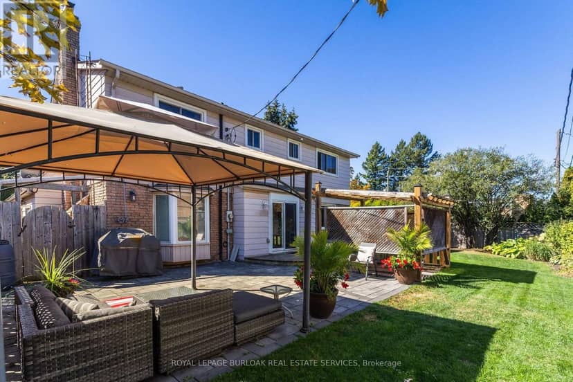 4248 Dunvegan Road — photo 38 of 40