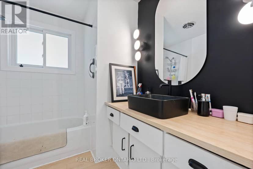 23 Homewood Avenue — photo 14 of 31