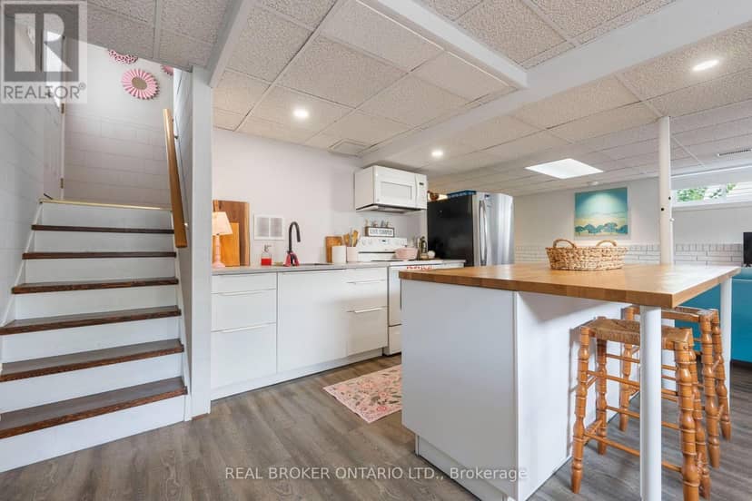 23 Homewood Avenue — photo 16 of 31