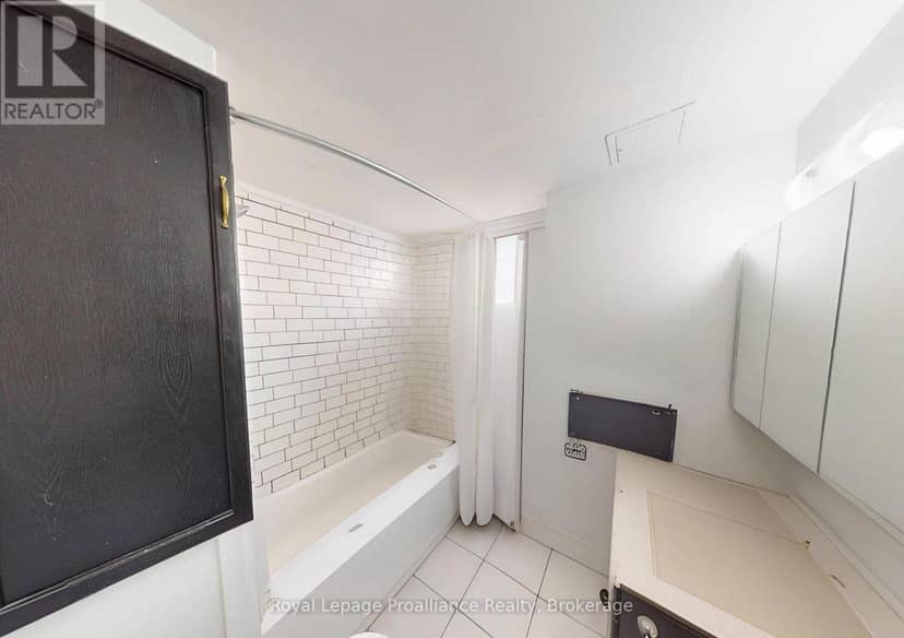 136 Macdonald Avenue — photo 20 of 28