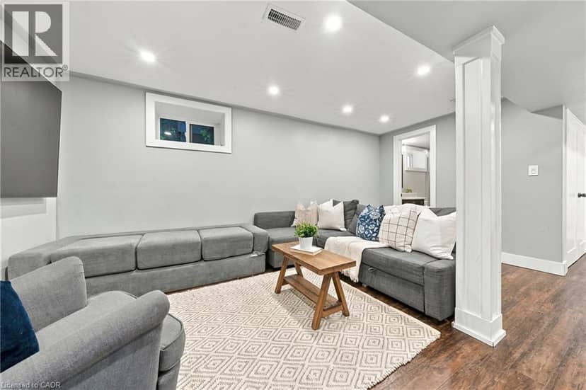 1231 DUNSMURE Road — photo 16 of 26
