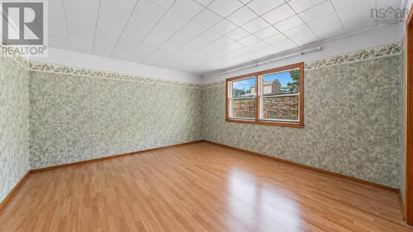 7381 207 Highway — photo 22 of 40
