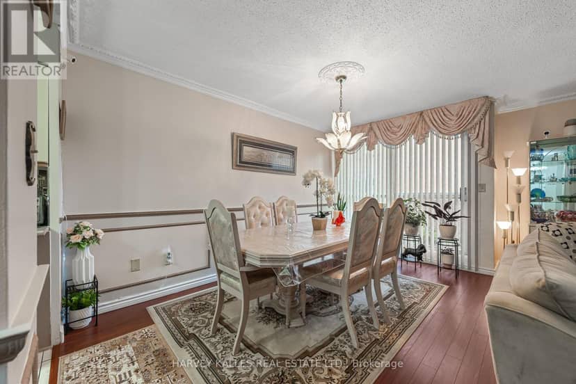 301 - 10 Crescent Town Road, Toronto, photo 5