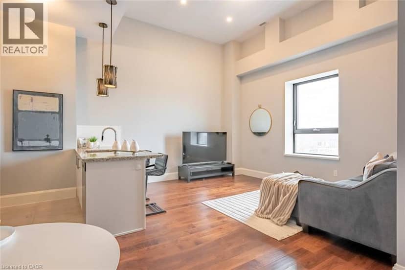 112 KING Street E Unit# LPH01 — photo 11 of 25