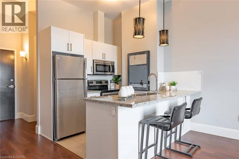112 KING Street E Unit# LPH01 — photo 7 of 25