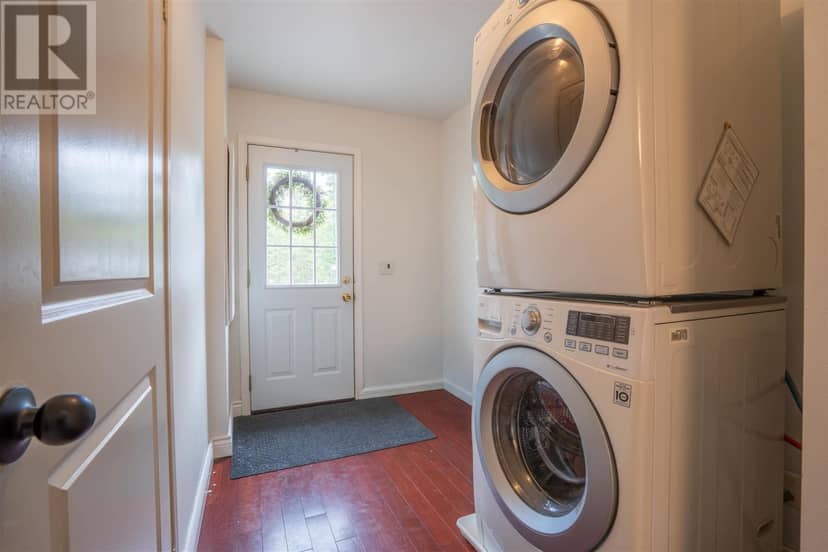 634 Lakeshore DR — photo 19 of 40
