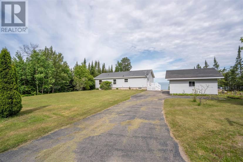 634 Lakeshore DR — photo 36 of 40