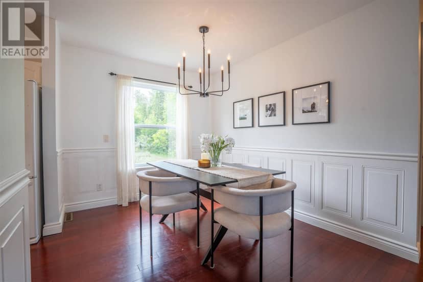 634 Lakeshore DR — photo 13 of 40