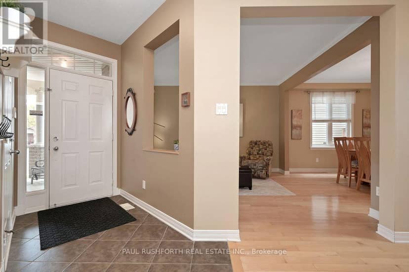 422 Claridge Drive, Ottawa, photo 4