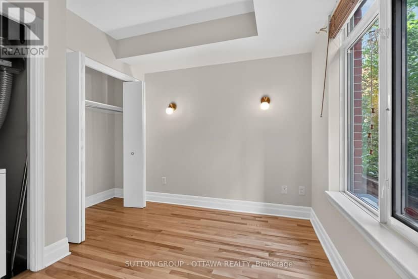 103 - 950 Marguerite Avenue — photo 14 of 23