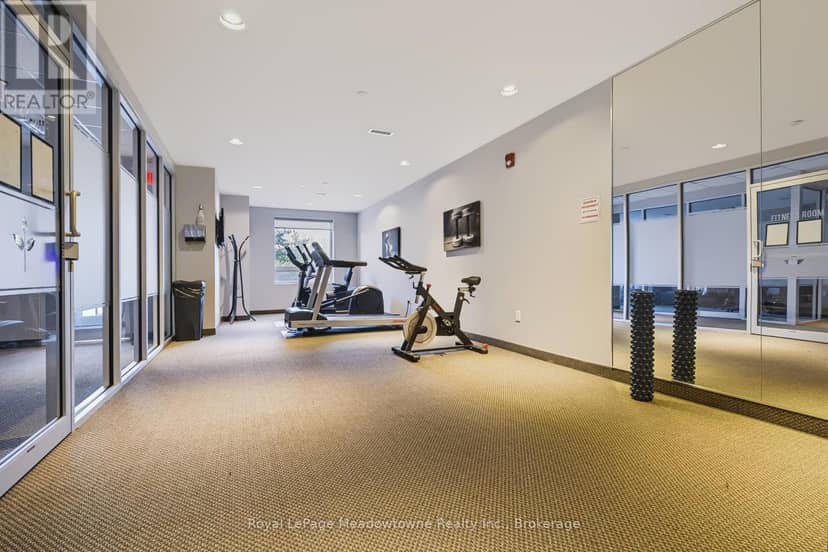 301 - 33 Whitmer Street — photo 37 of 40