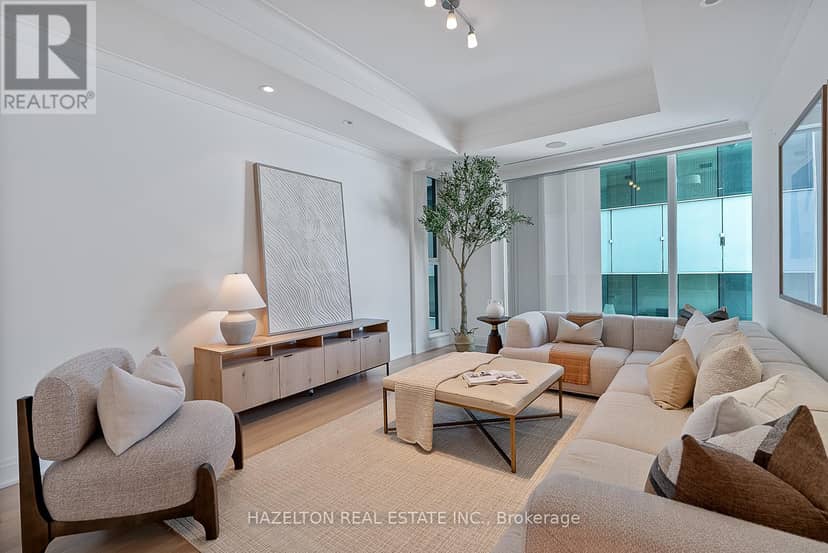 1402 - 206 Bloor Street W — photo 18 of 40