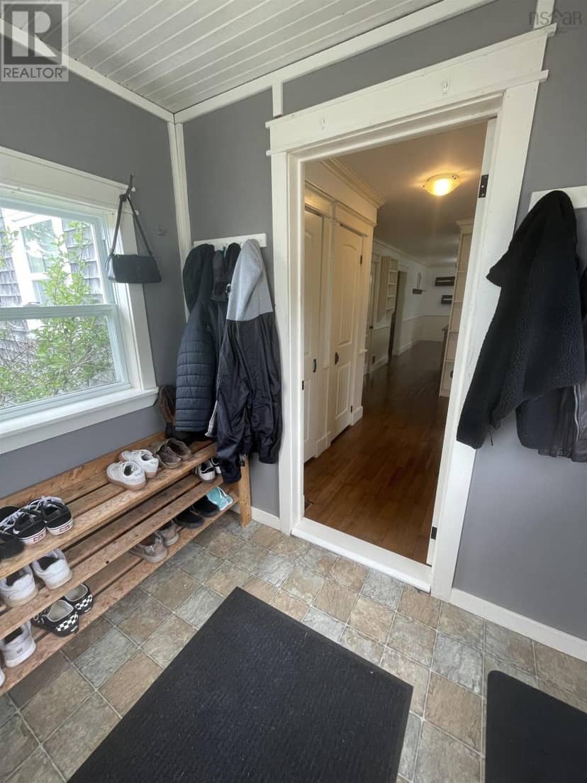 91 Warwick Mountain Road — photo 10 of 40
