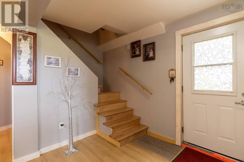 178 Buchanan Road — photo 7 of 39