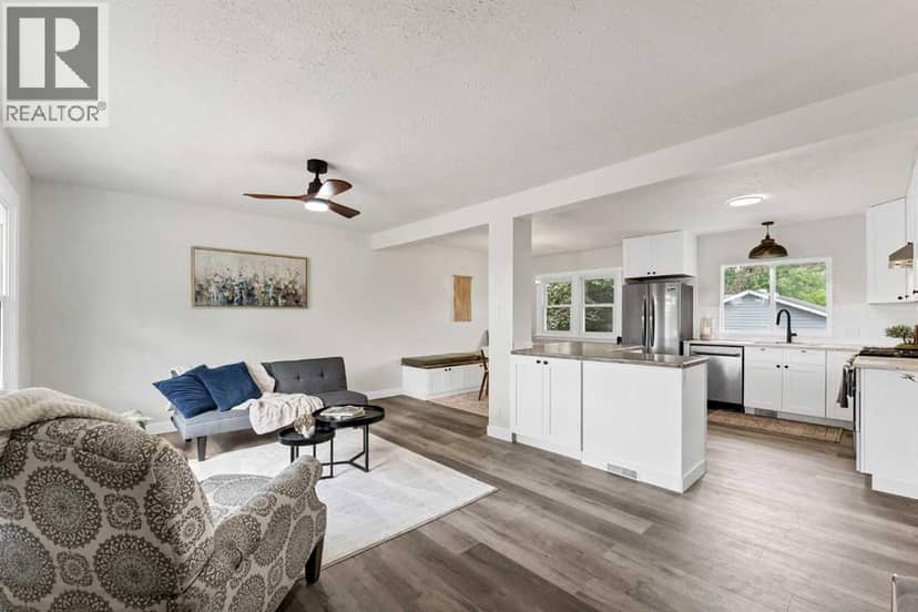 1005 Bullivant Crescent SW, Medicine Hat, photo 3