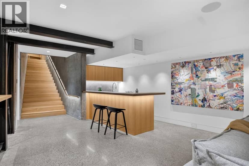 1308 Montreal Avenue SW — photo 27 of 40