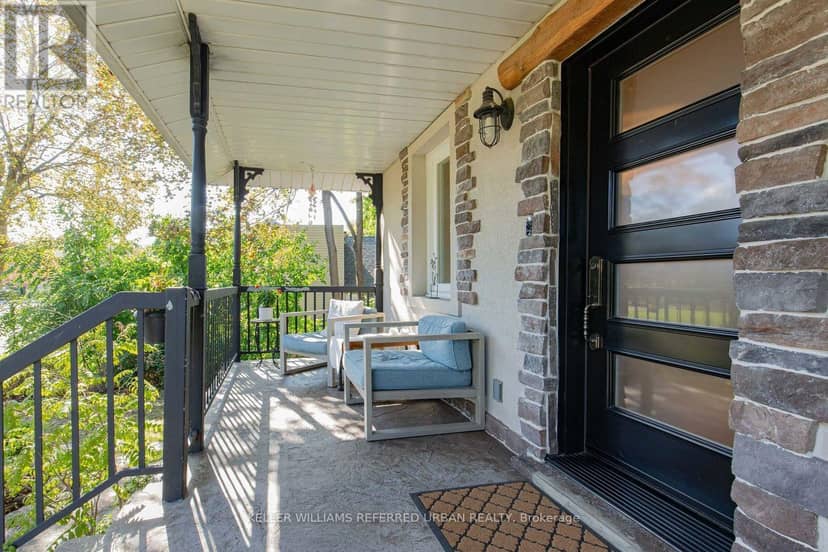 12 Railway Street — photo 3 of 40