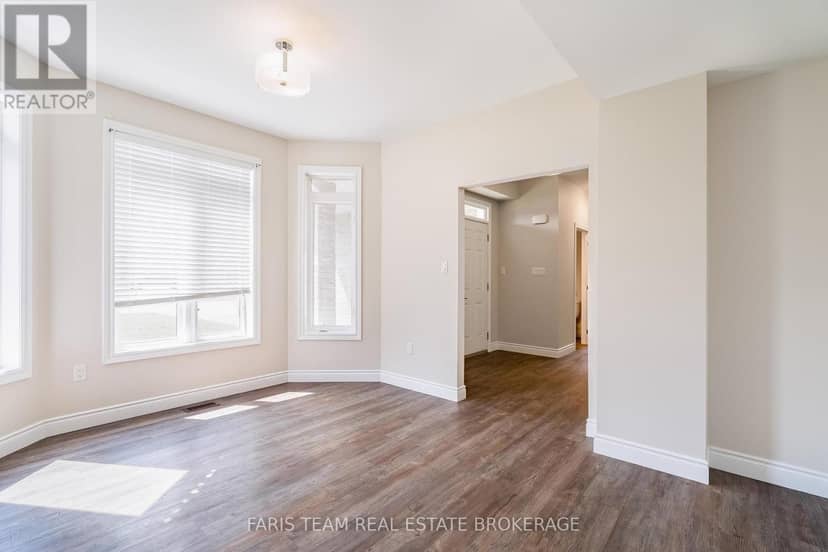 33 Sheppard Drive — photo 15 of 40