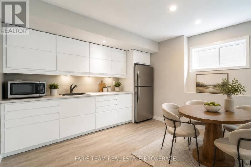 33 Sheppard Drive — photo 28 of 40