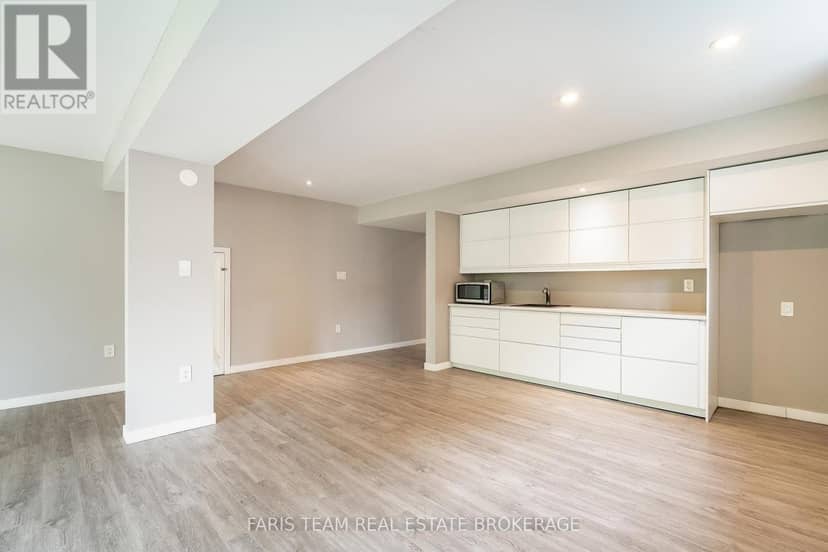 33 Sheppard Drive — photo 30 of 40