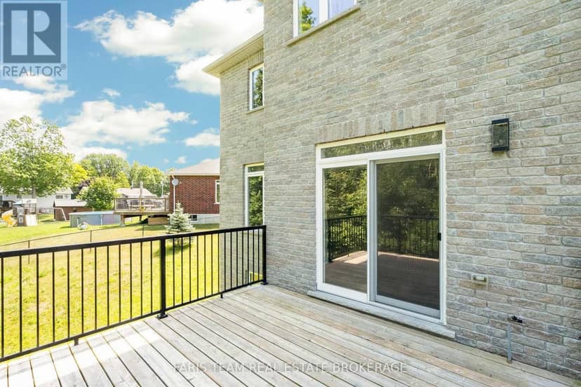 33 Sheppard Drive — photo 40 of 40