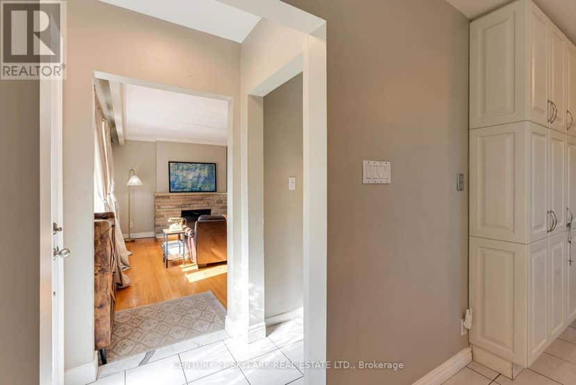 24 Aura Lea Boulevard, Toronto, photo 7