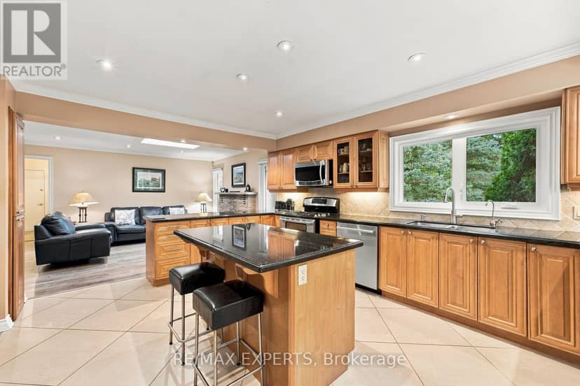 8 Fendley Court — photo 15 of 40