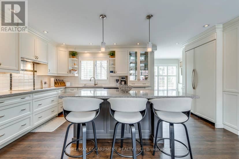 48 Forsythe Street, Oakville, photo 8