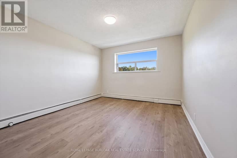 405 - 2411 New Street — photo 20 of 26