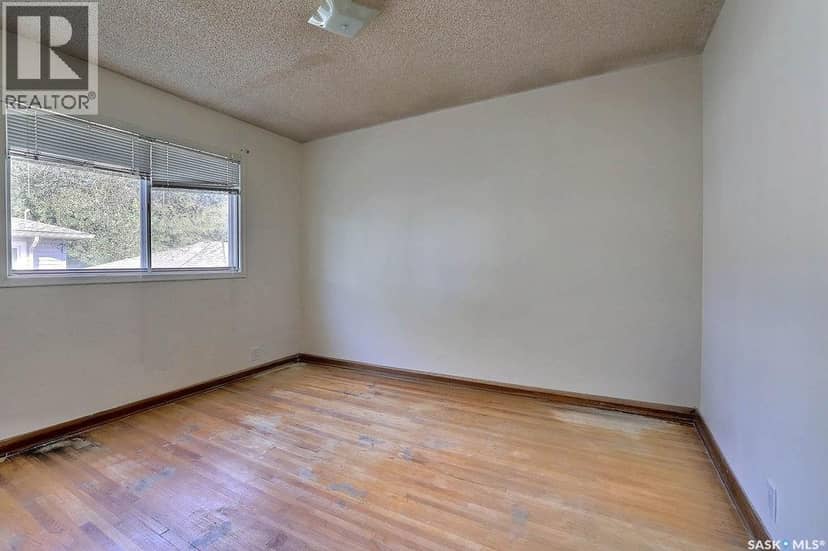 4816 8th AVENUE — photo 18 of 36