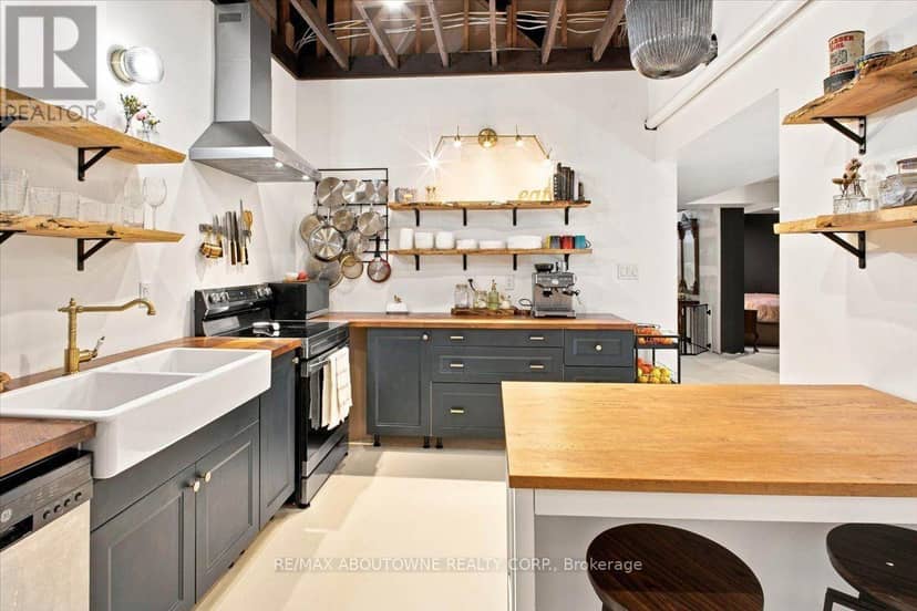 943 Mayfair Crescent — photo 27 of 40
